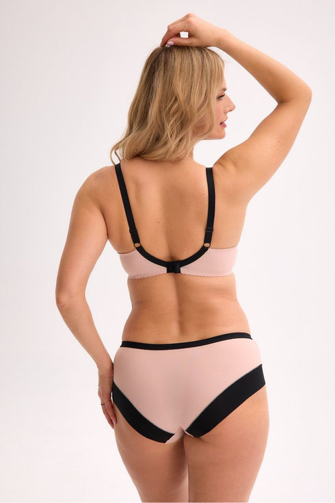 Semi-soft model 215936